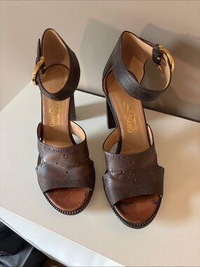 Salvatore Ferragamo Dark Brown Leather Ankle-Strap Block Heel Sandalsi size 9.5